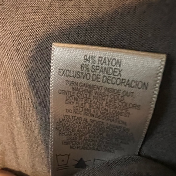 Metro 7 Grey Bead & Sequin Neckline Knit Top Plus - Picture 8 of 8